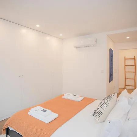 Liiiving In Gaia - Cooper I *